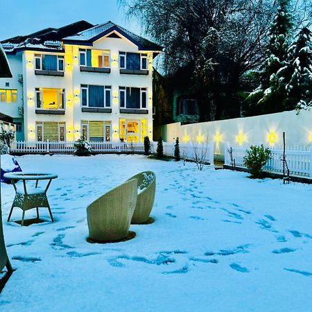 De Elaaf The Luxury Stay Srīnagar Buitenkant foto